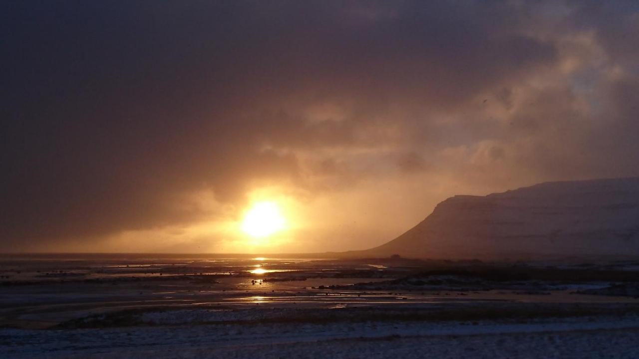 Aegisholt Privete House With Hot Tub Apartment Patreksfjordur ภายนอก รูปภาพ