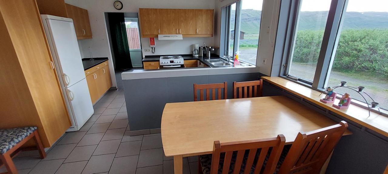 Aegisholt Privete House With Hot Tub Apartment Patreksfjordur ภายนอก รูปภาพ